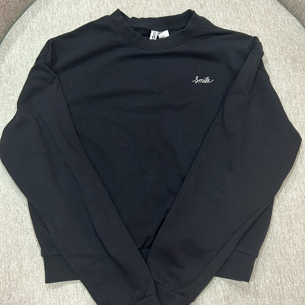 Black, smile sweatshirt